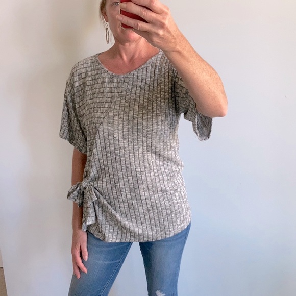 Marbled Grey Color Side Tie Top - Picture 3 of 7